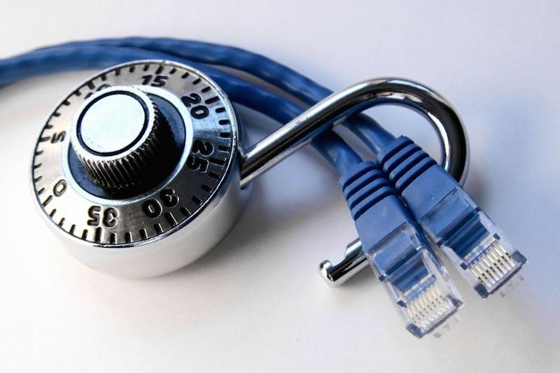 a lock with USB cables intertwined