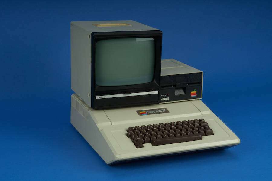 a very old apple computer, retro