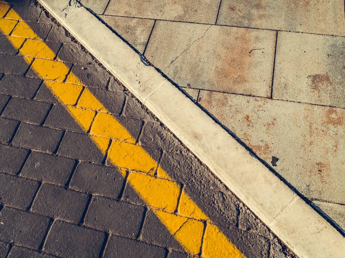 street meeting the curb 