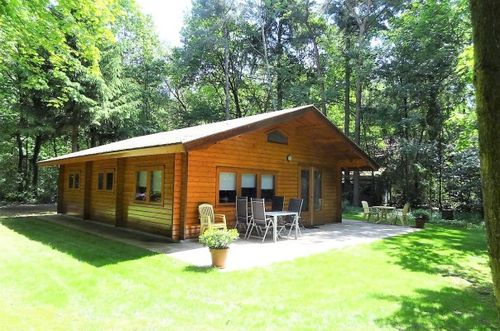 Het Houten huis