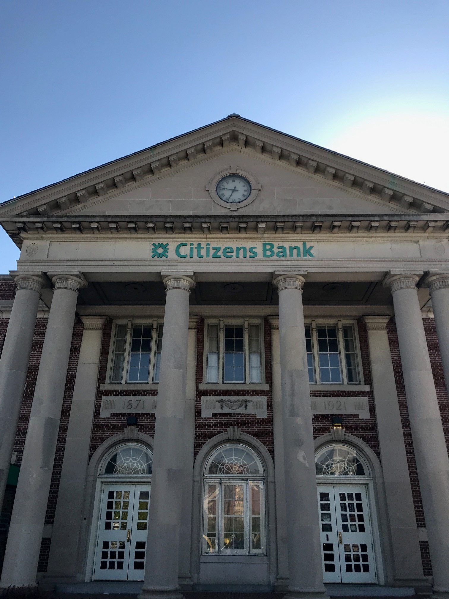 Historical Citizens Bank branch site in Providence sells for 1.4M