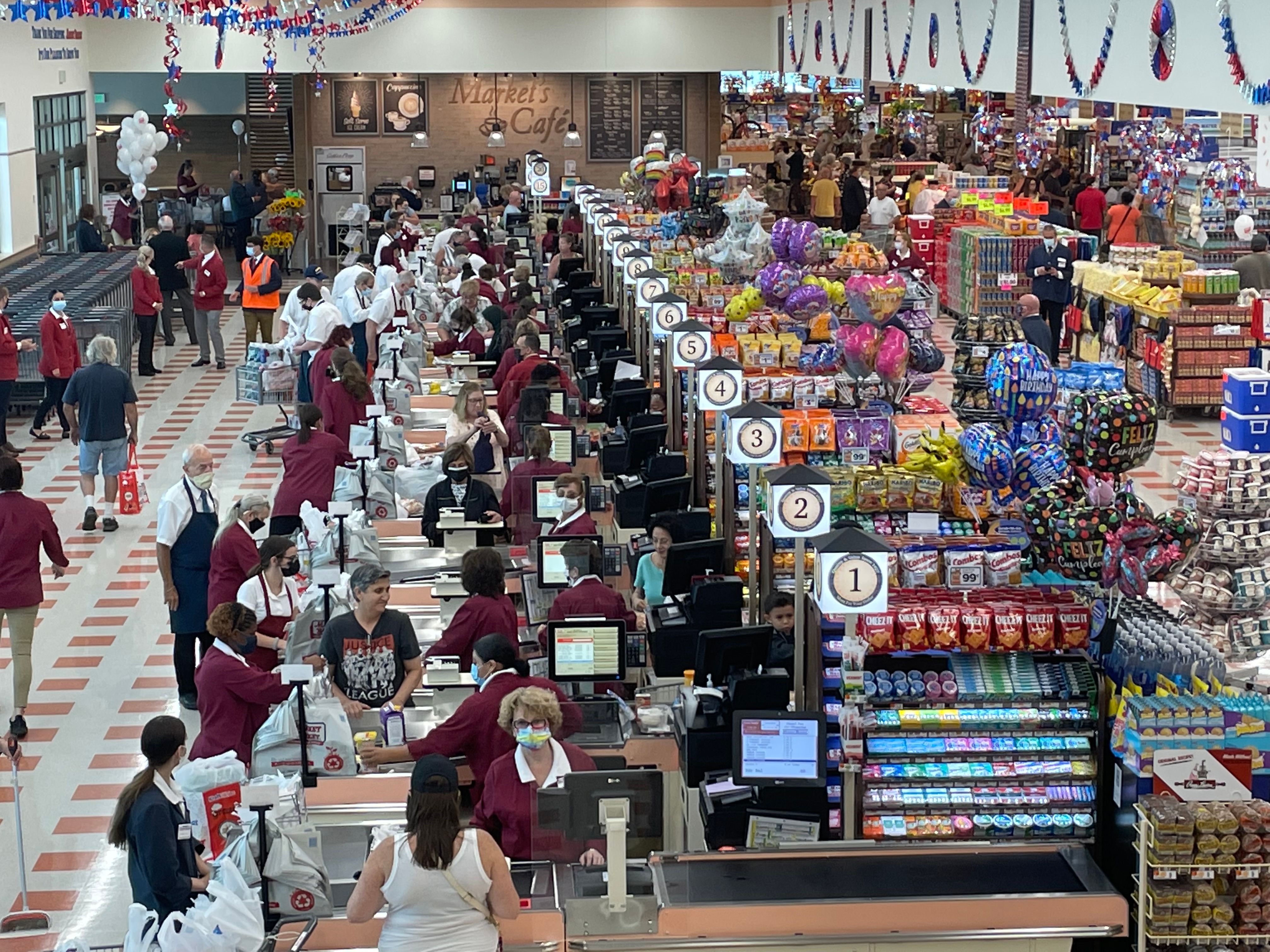 Johnston Market Basket set to open in August