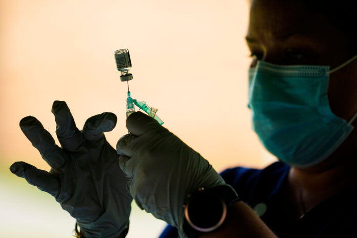 Vaccine photo (Credit AP File PHOTO-Matt Rourke)