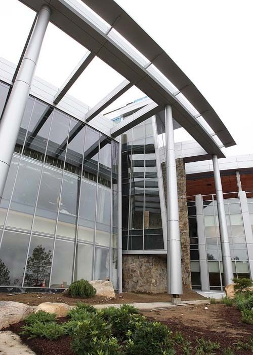 Fidelity bringing 500 jobs to Smithfield