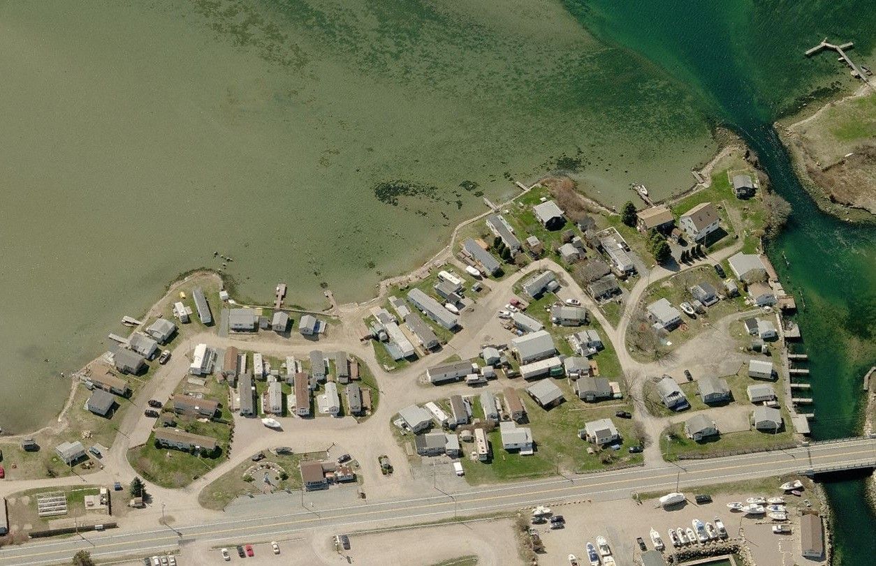 Homeowners purchase South Kingstown land