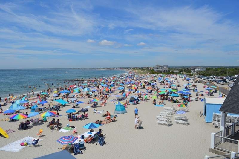 Rhode Island beach closures drop