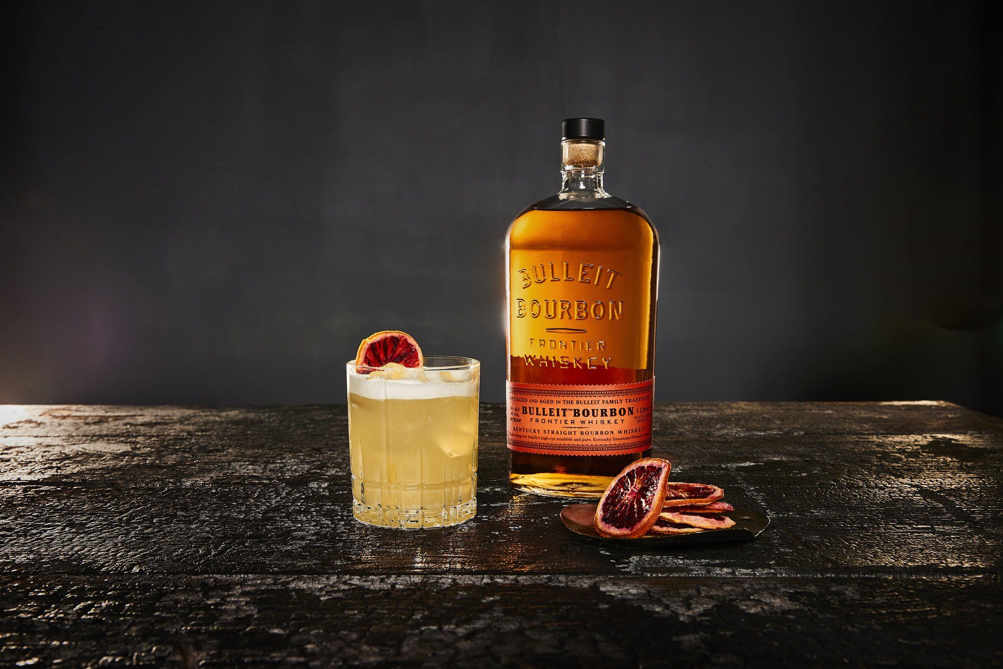Bulleit Gift Set with Spoon and Ice Mold Bourbon 750ml :: Bourbon