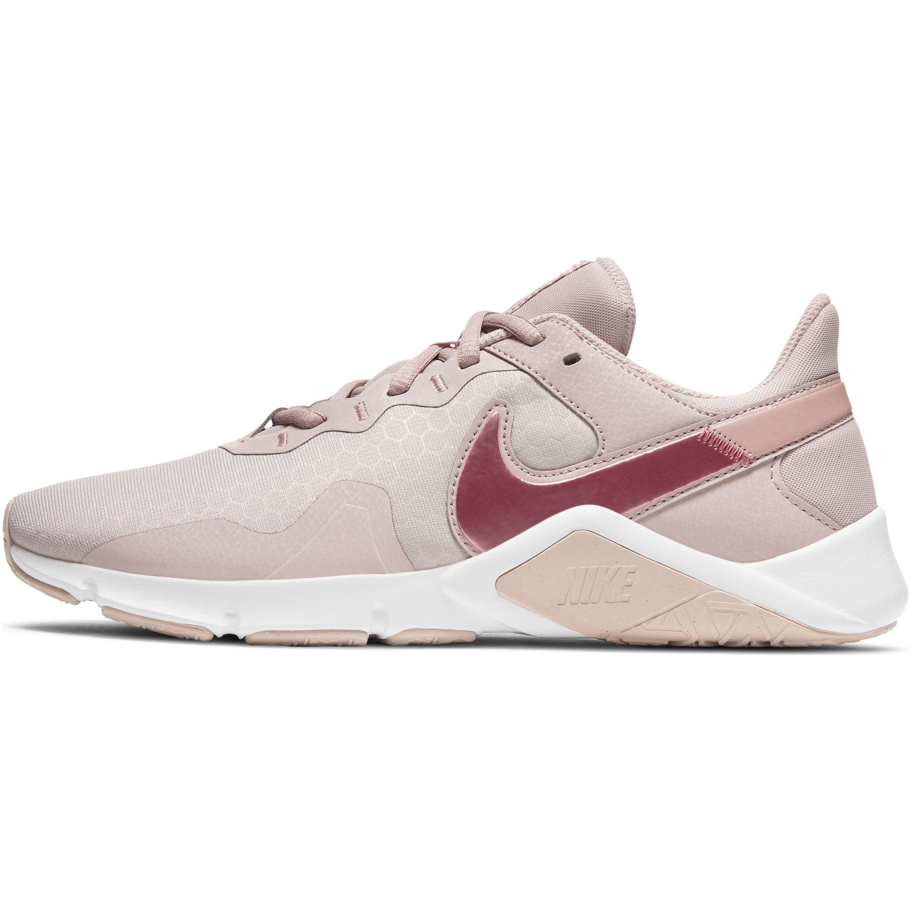 Nike Legend Essential 2 Fitnessschuhe Damen