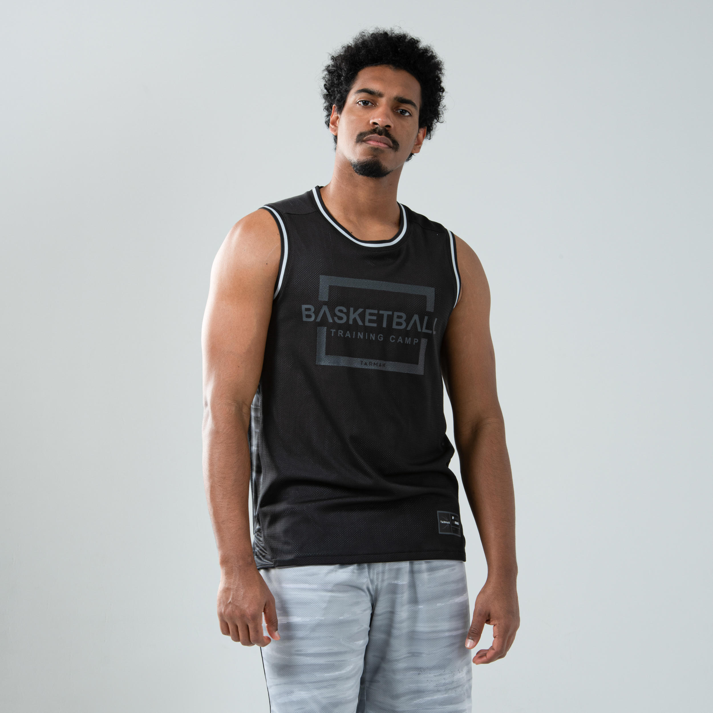 Tarmak Basketballtrikot ärmellos wendbar T500 Herren blau/rot