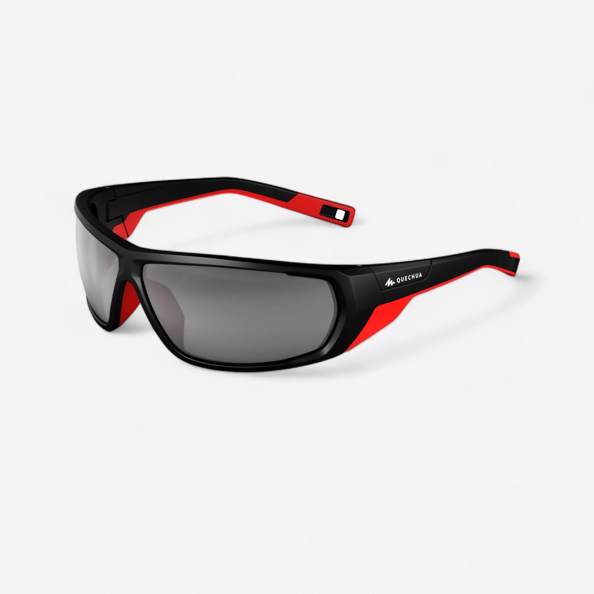 Quechua Sonnenbrille MH570 Wandern polarisierend Kategorie 4 Erwachsene schwarz/rot