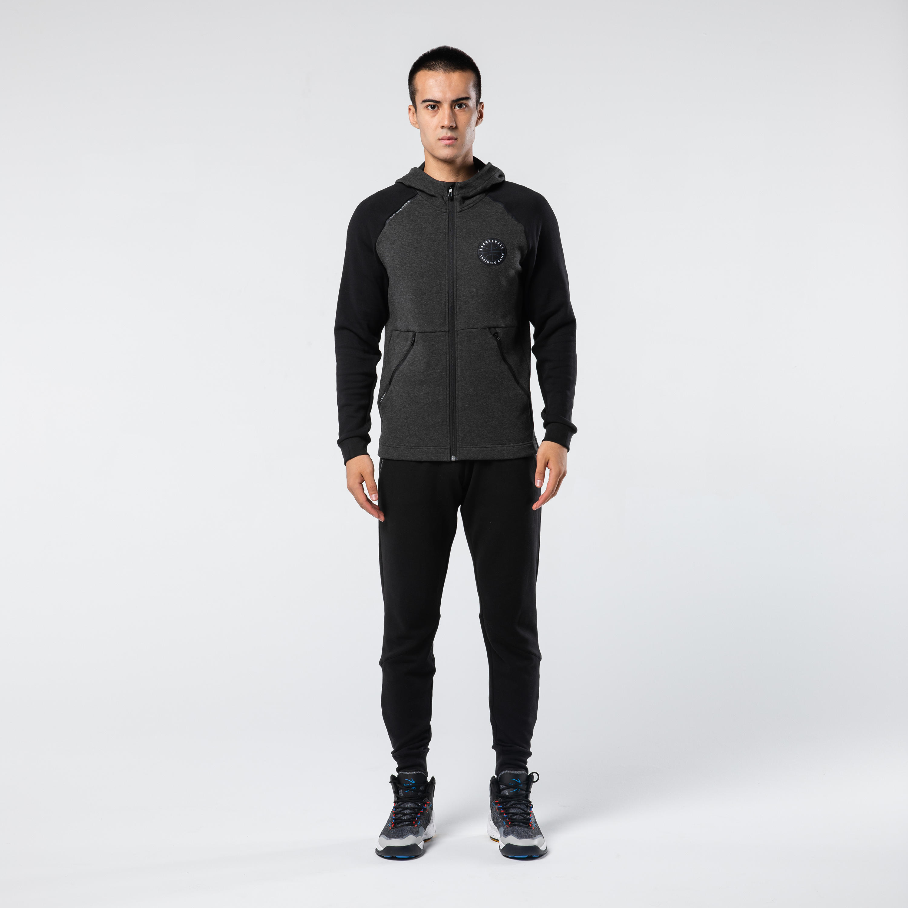 Tarmak Trainingshose Basketball P500 Herren dunkelgrau