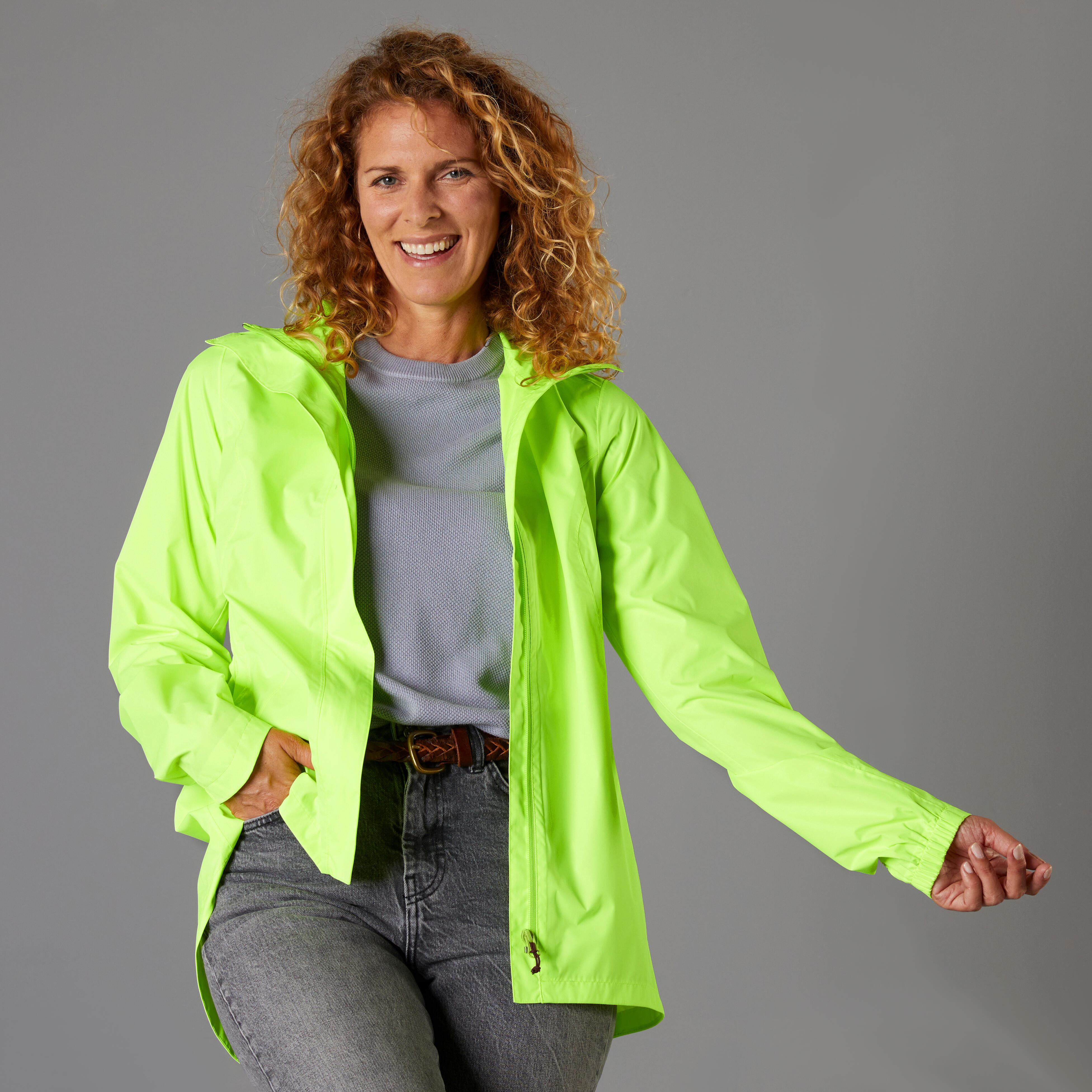 Btwin FAHRRAD REGENJACKE CITY 120 DAMEN SICHTBARKEIT PSA-ZERTIFIZIERT NEONGELB
