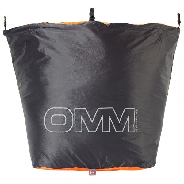 OMM - Mountain Raid Foot Box - Kunstfaserschlafsack Gr 30 cm schwarz/orange