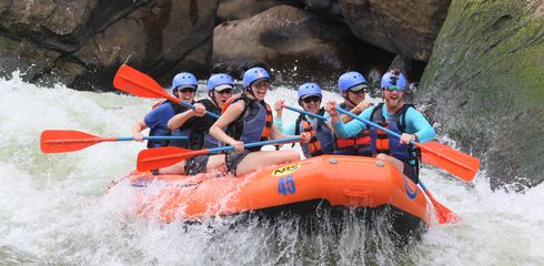 Rafting-Abenteuer: Die besten Flüsse zum Paddeln