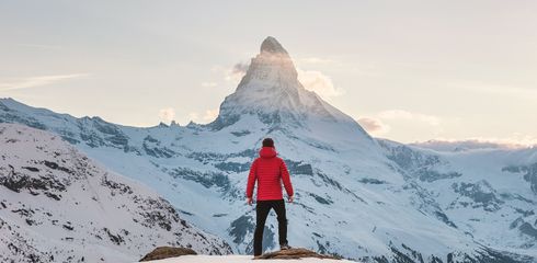 Berggipfel erklimmen: Vorbereitung und Ausrüstung