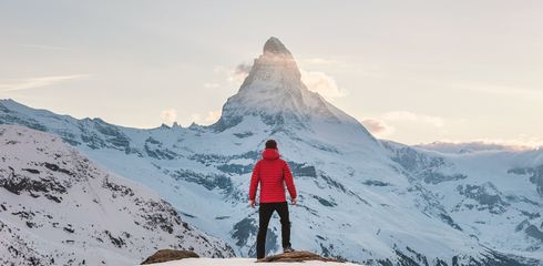 Berggipfel erklimmen: Vorbereitung und Ausrüstung