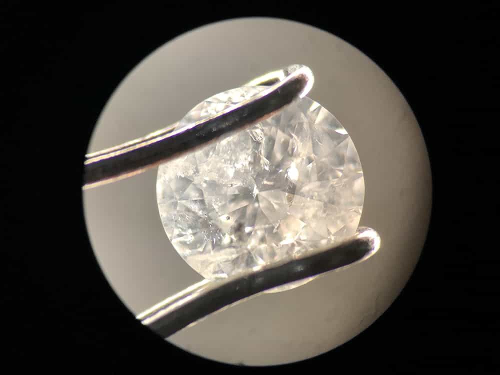 I2 clarity round diamond