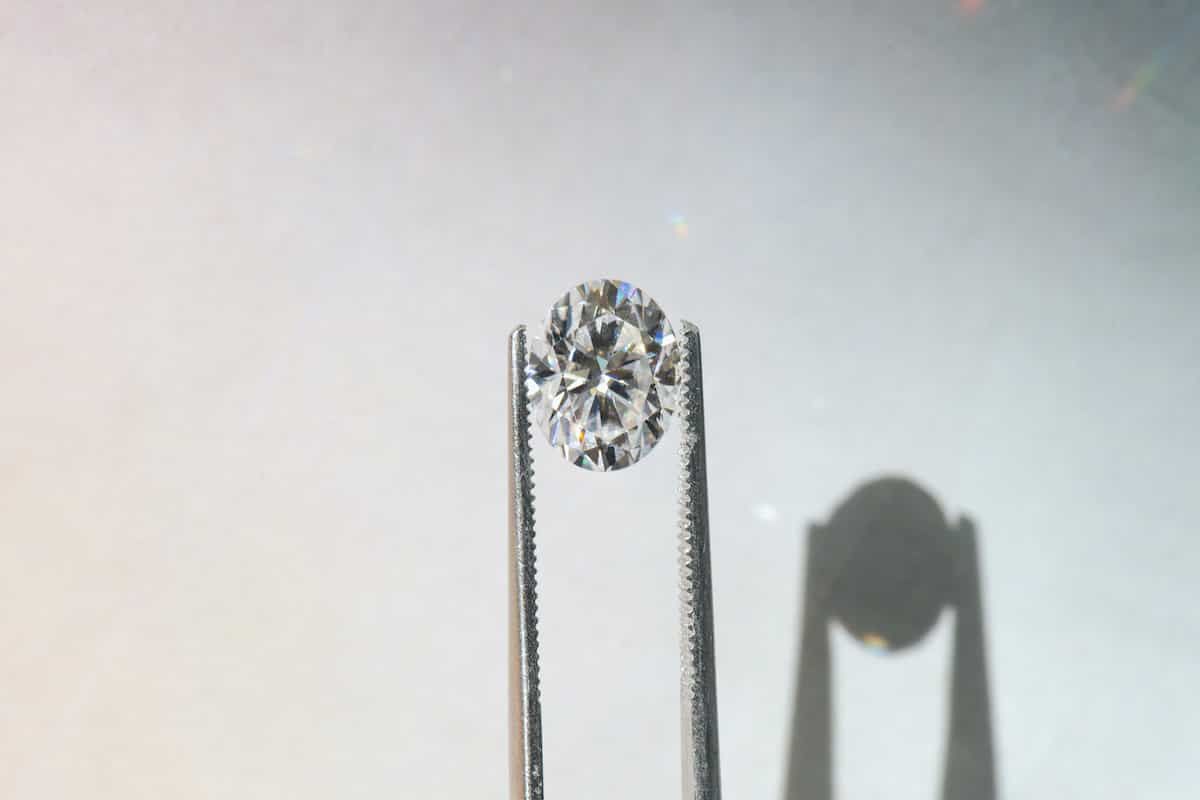 10x8mm oval moissanite
