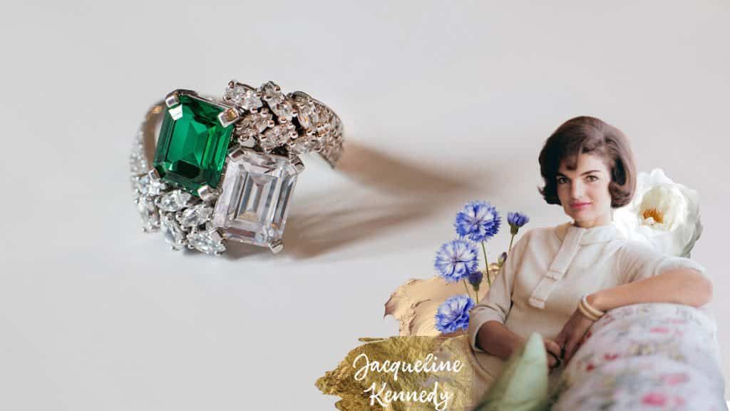 emerald cut engagememt ring