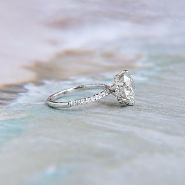 Twist Band 6-Prong Round Engagement Ring-profile