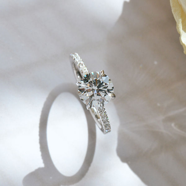 Round Engagement Ring With Pavé Band-top