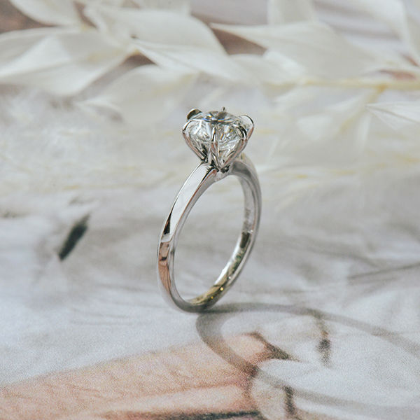 Round 6-Prong Knife-Edge Engagement Ring -profile