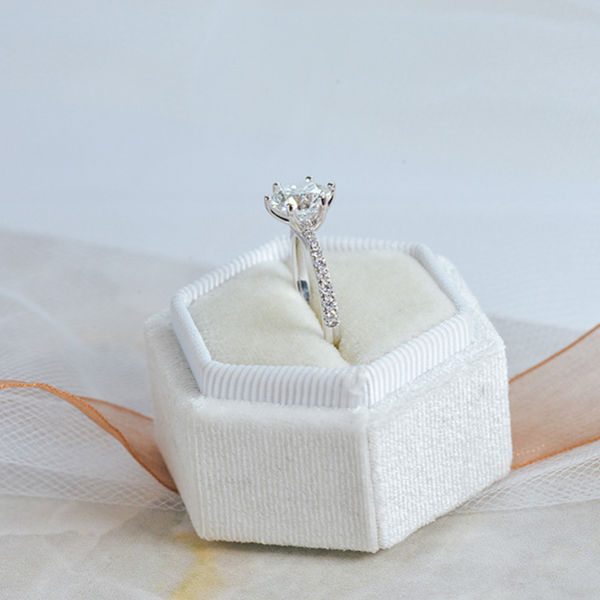 Trellis Style Classic Round 6-Prong Engagement Ring-side