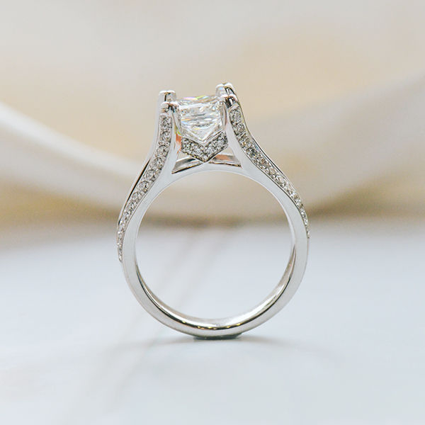 Square Cushion Engagement Ring With Split-Shank And Pavé Band-profile