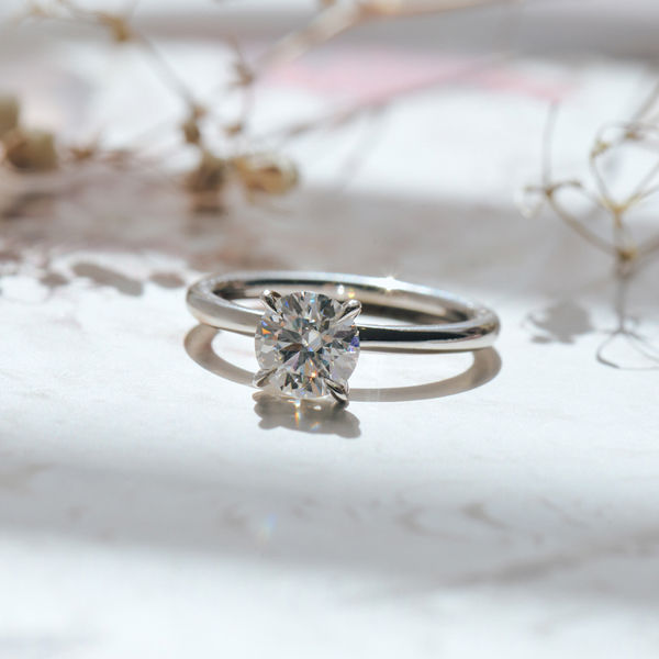 4-Prong Classic Solitaire Engagement Ring-side