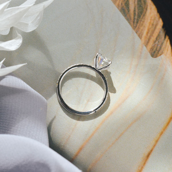 Classic Oval Engagement Ring With Fine Tip Prongs-profile