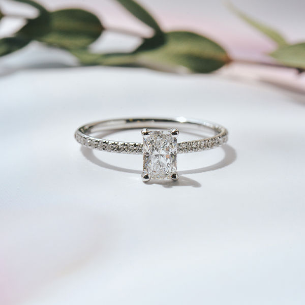 Radiant Solitaire Engagement Ring With Pavé-top