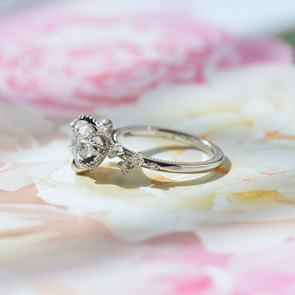 Fine Tip Petal Prong Round Engagement Ring-side