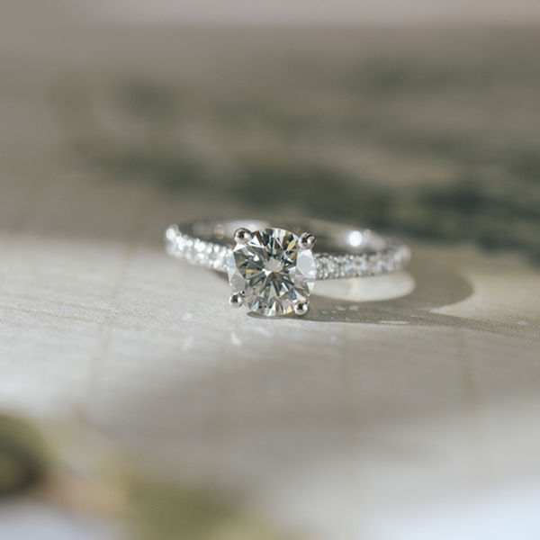 Round Engagement Ring With Pavé And Cathedral-top