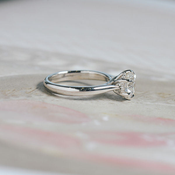 Round Tapered Engagement Ring With 6-Prong Setting -side
