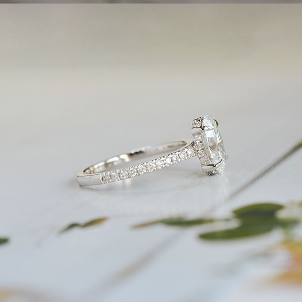 Oval Engagement Hidden Halo Pavé-side