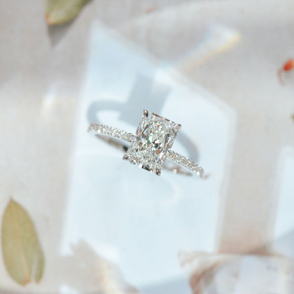 Radiant Cut Solitaire Engagement Ring With Pavé Band-top