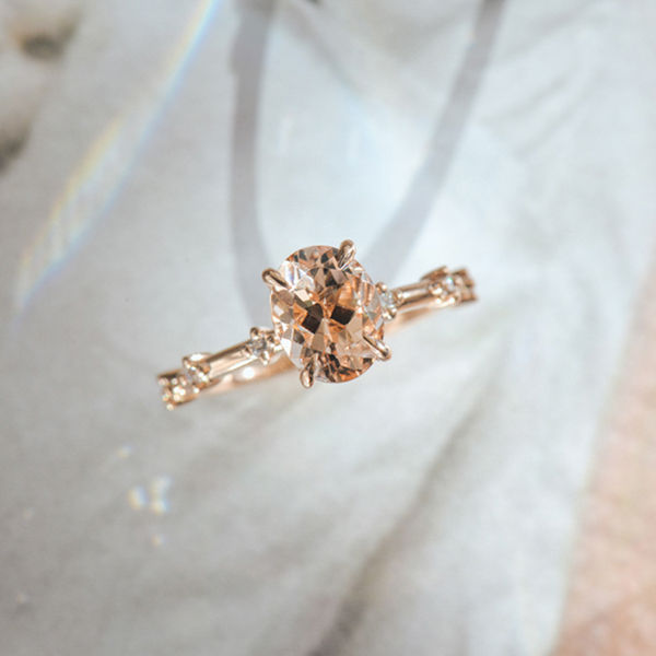 Morganite Oval Engagement Ring-top