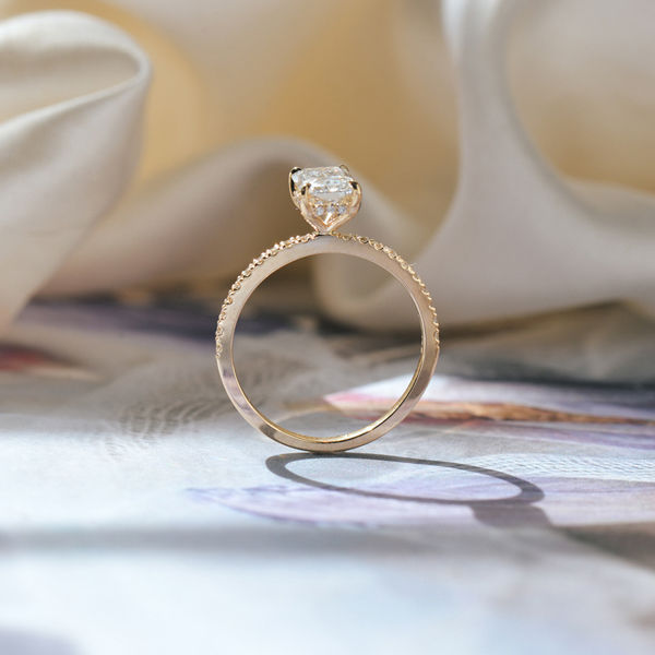 Hidden Halo Radiant Engagement Ring-profile
