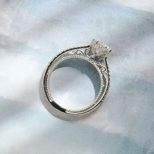 Round Engagement Taper HiddenHalo Hand-Engraving Milgrain-profile