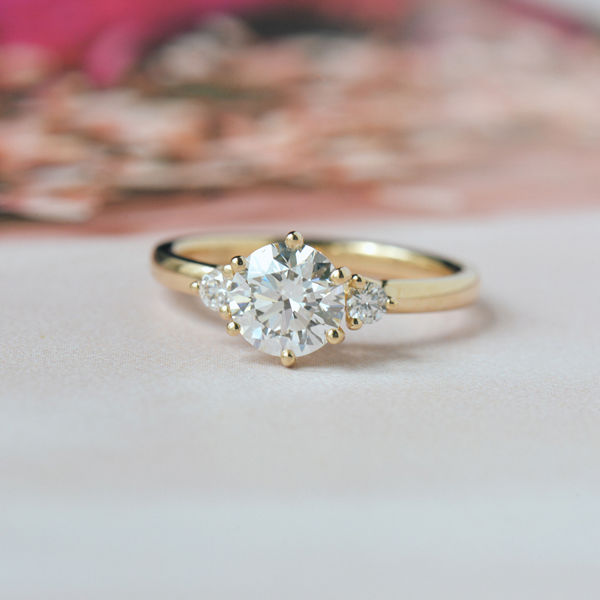 Classic Round 3-Stone Engagement Ring With 6-Prong Setting-top