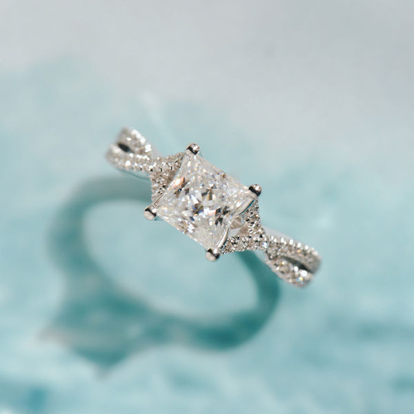 Princess Engagement Ring With Twist Band-top