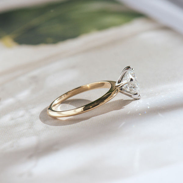 6-Prong Two-Tone Round Engagement Ring With Knife-Edge Band -side