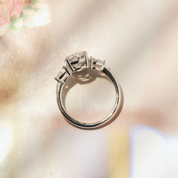 Oval And Pear 3-Stone Engagement RIng-profile