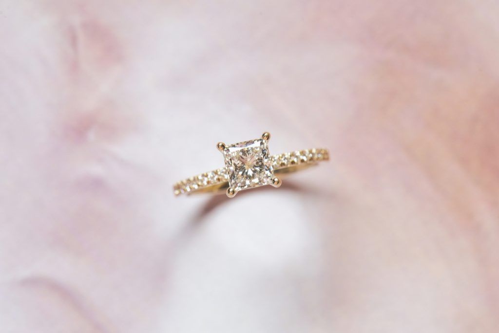 princess cut diamond engagement ring