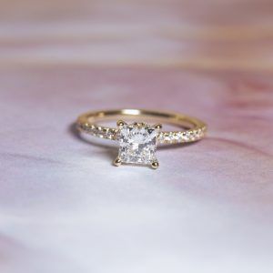 princess cut engagement ring