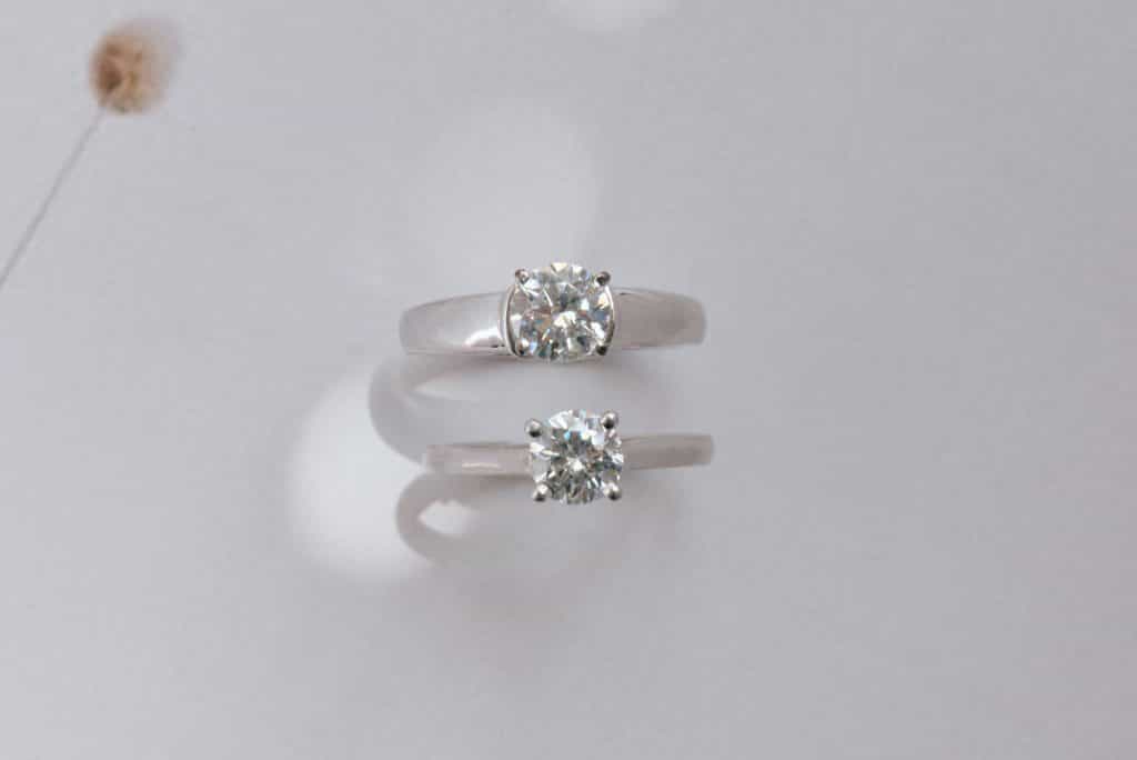 Solitaire round engagement ring thin and thick band comparison