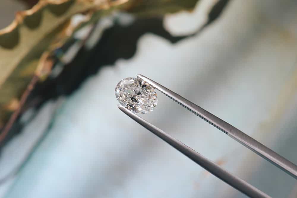 natural oval diamond