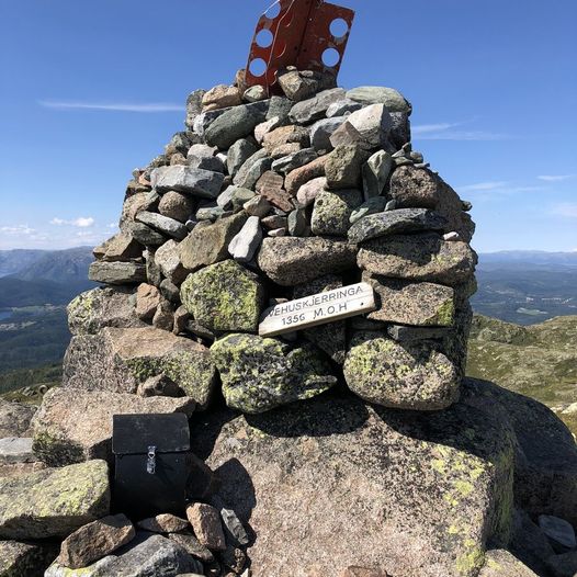 Topptur til Vehuskjerringa