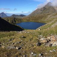 Småvannene, Øksfjord i Loppa