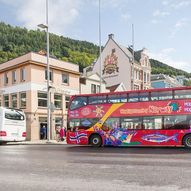 City Sightseeing i Bergen på hopp-på-hopp-av-tur